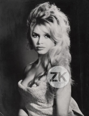  BRIGITTE BARDOT Sexy Iconique Portrait SAM LEVIN Photo 1960s
